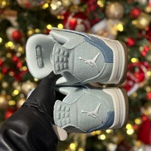 Air Jordan 4 Denim
